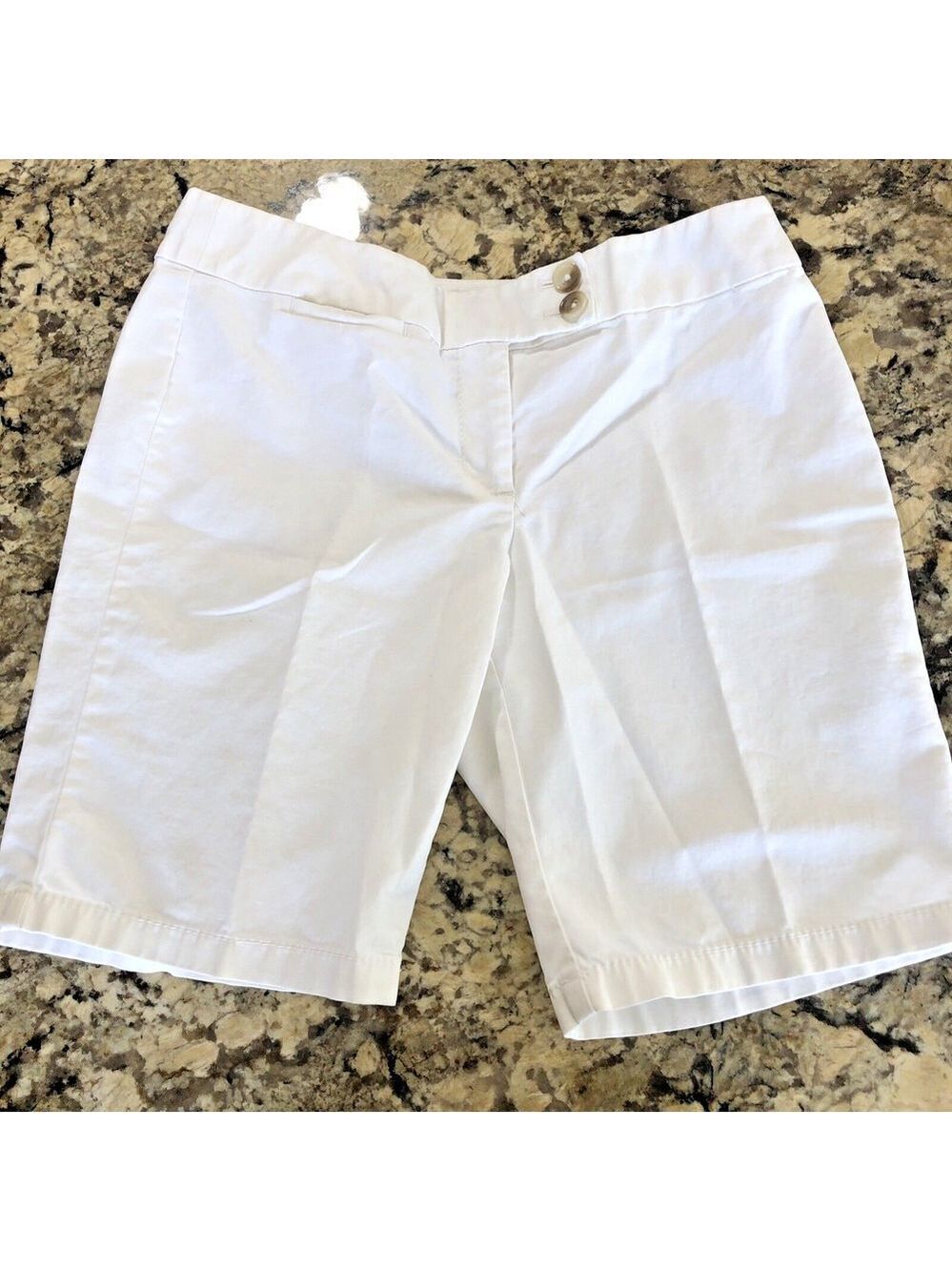 Size 6P X 9 Ann Taylor Shorts Womens Signature Fit Lower On Waist White